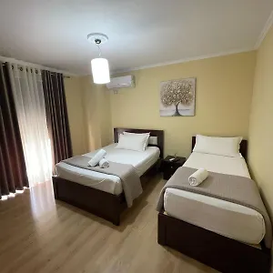 https://apt-andis-1.albaniahotels.org