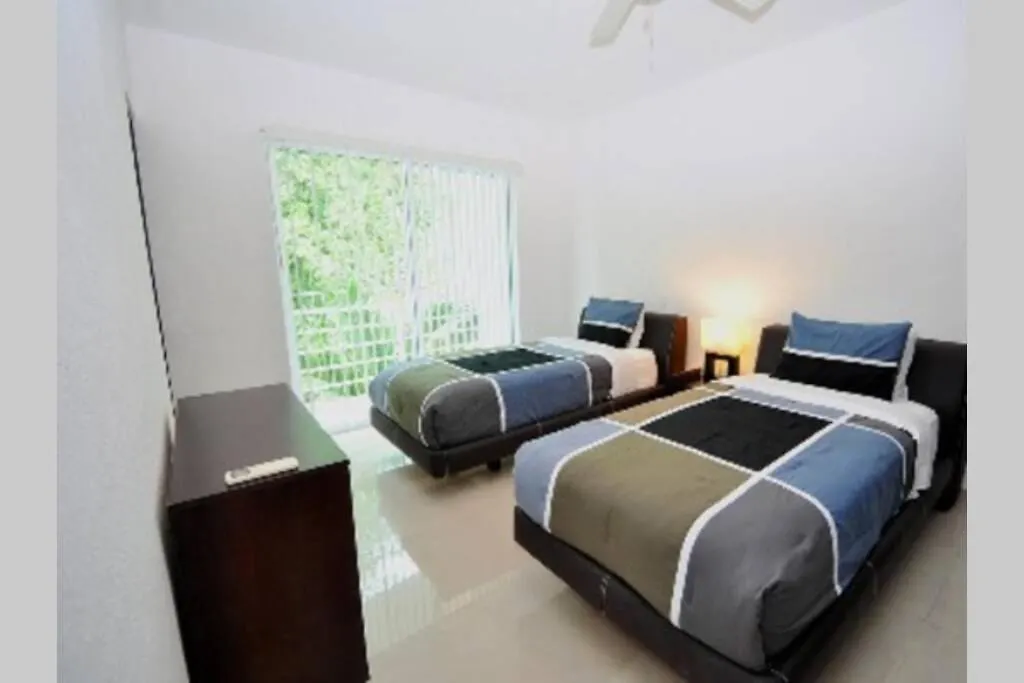 Poolside Tranquil Apartment In Playa Del Carmen 0*,
