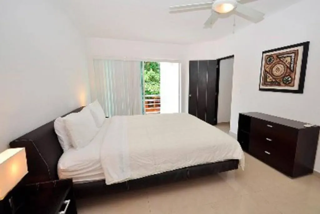 Poolside Tranquil Apartment In Playa Del Carmen 0*,